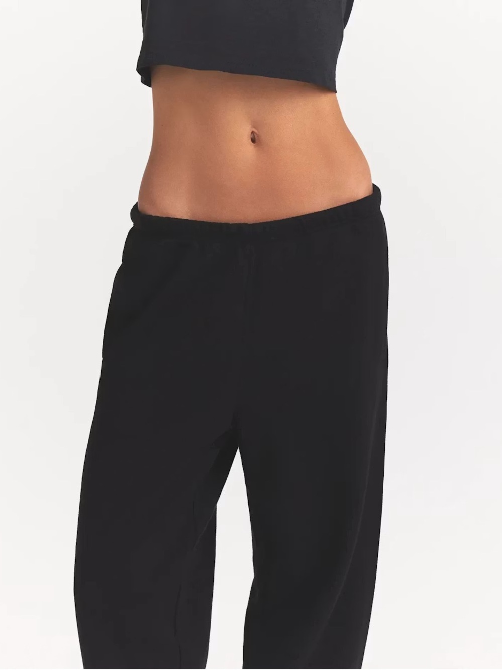 Skims Cotton Fleece Classic Joggers In Onyx - Picture 2 of 5